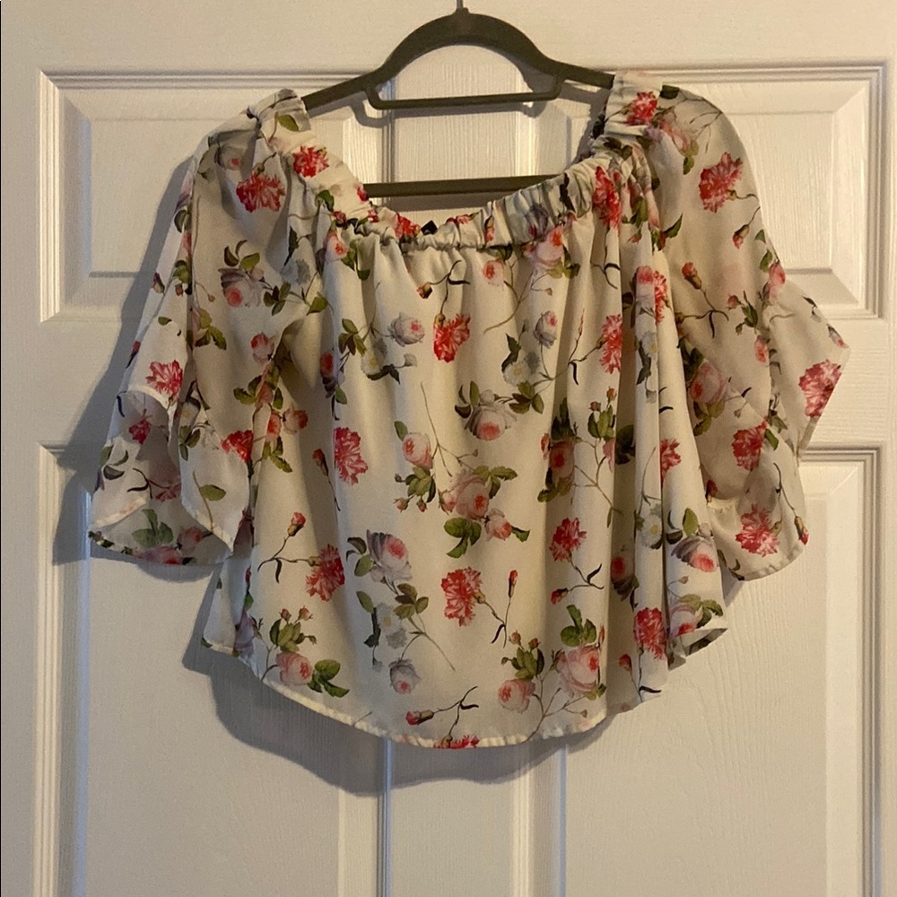 Express Cream Floral Blouse